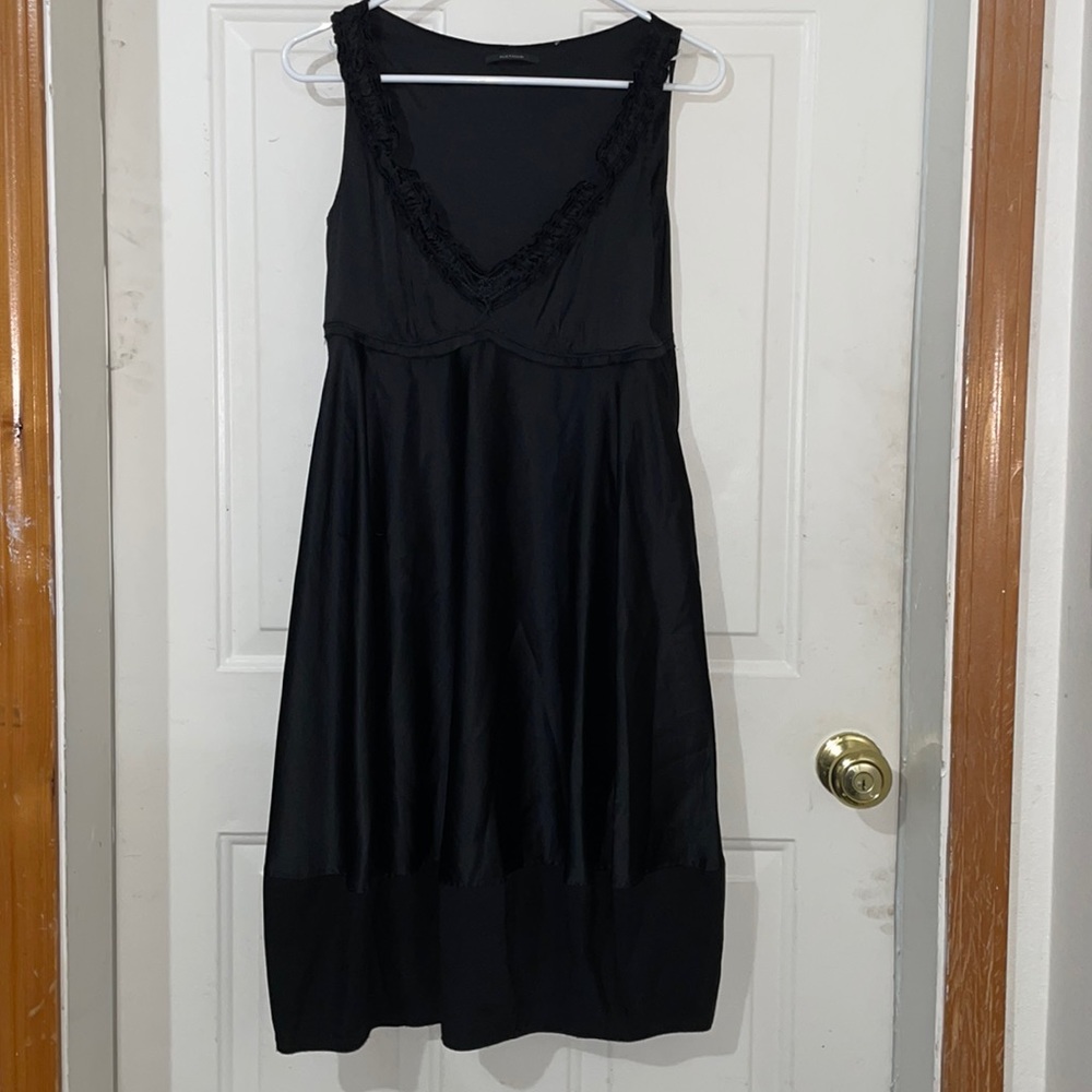 Ellie Tahari black silk slip dress. Size 6.